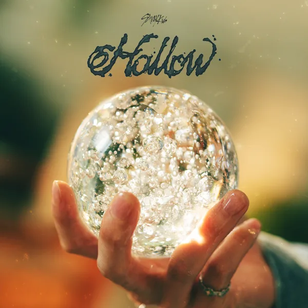 Hollow — Stray Kids