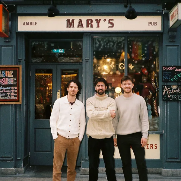 Mary's Pub — Amble